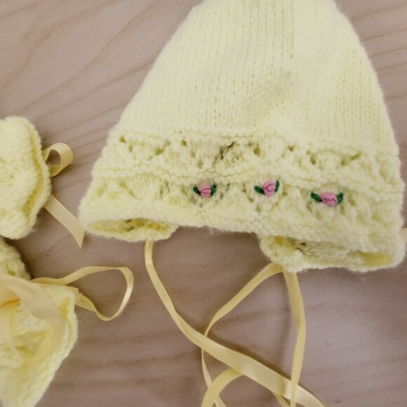 Hand Knit Baby Set - Picture 3 of 6